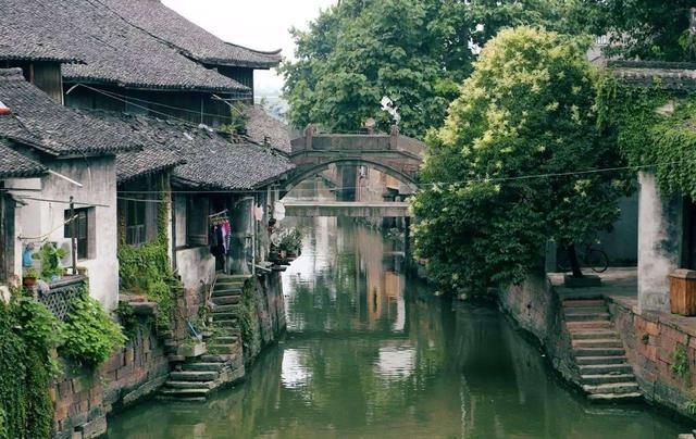 空气炸锅里面有水可以用吗？游戏画面